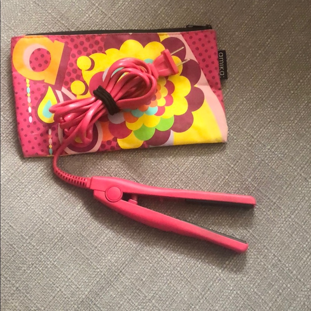 Mini Travel Straightener